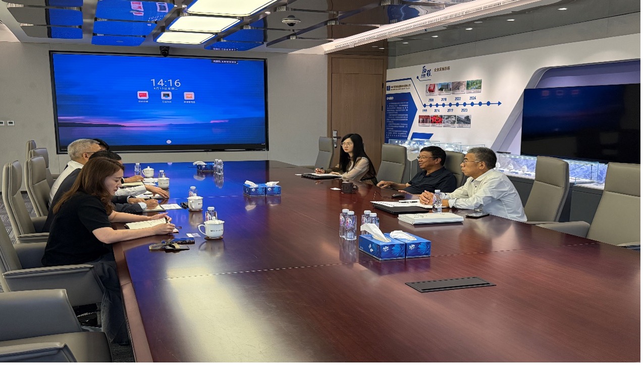 中非發展基金副總裁余焯銳一行到訪樂天使資源總部